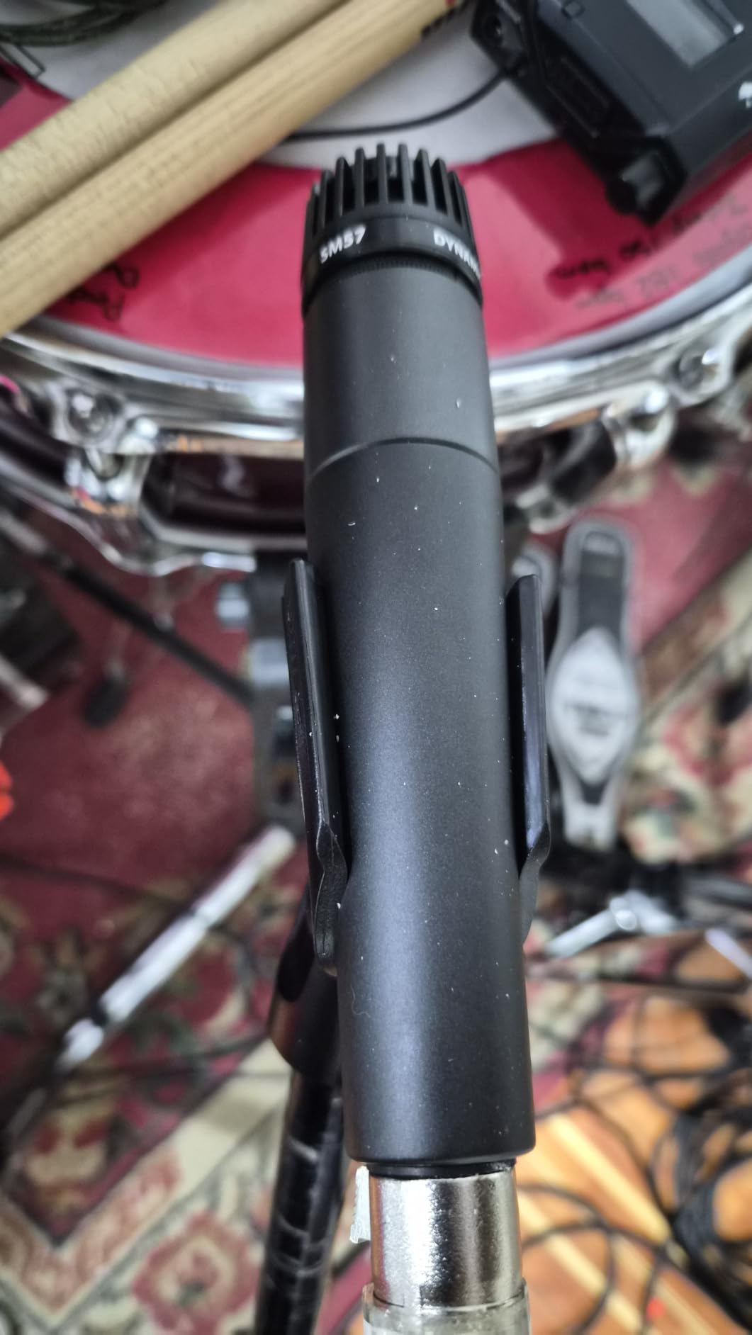 Shure SM57 Dynamic Microphone - Wired Cardioid XLR Instrument Handheld Mic for Guitar Amplifiers, Snare Drum, Percussion, Live Sound & Studio Recording customer photo 1