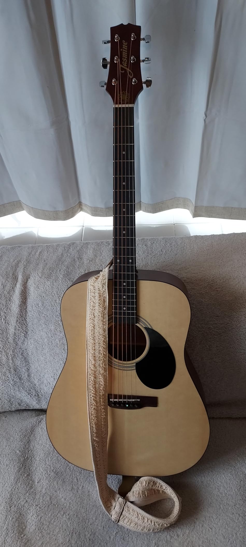 Jasmine S35 Dreadnought Acoustic Guitar Natural customer photo 2