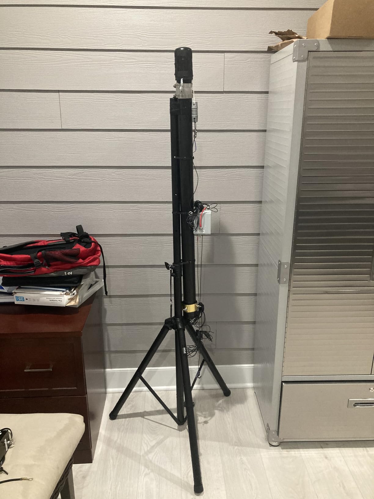 Pyle Universal Speaker Stand Mount Holder Heavy Duty Tripod w/ Adjustable Height from 40
