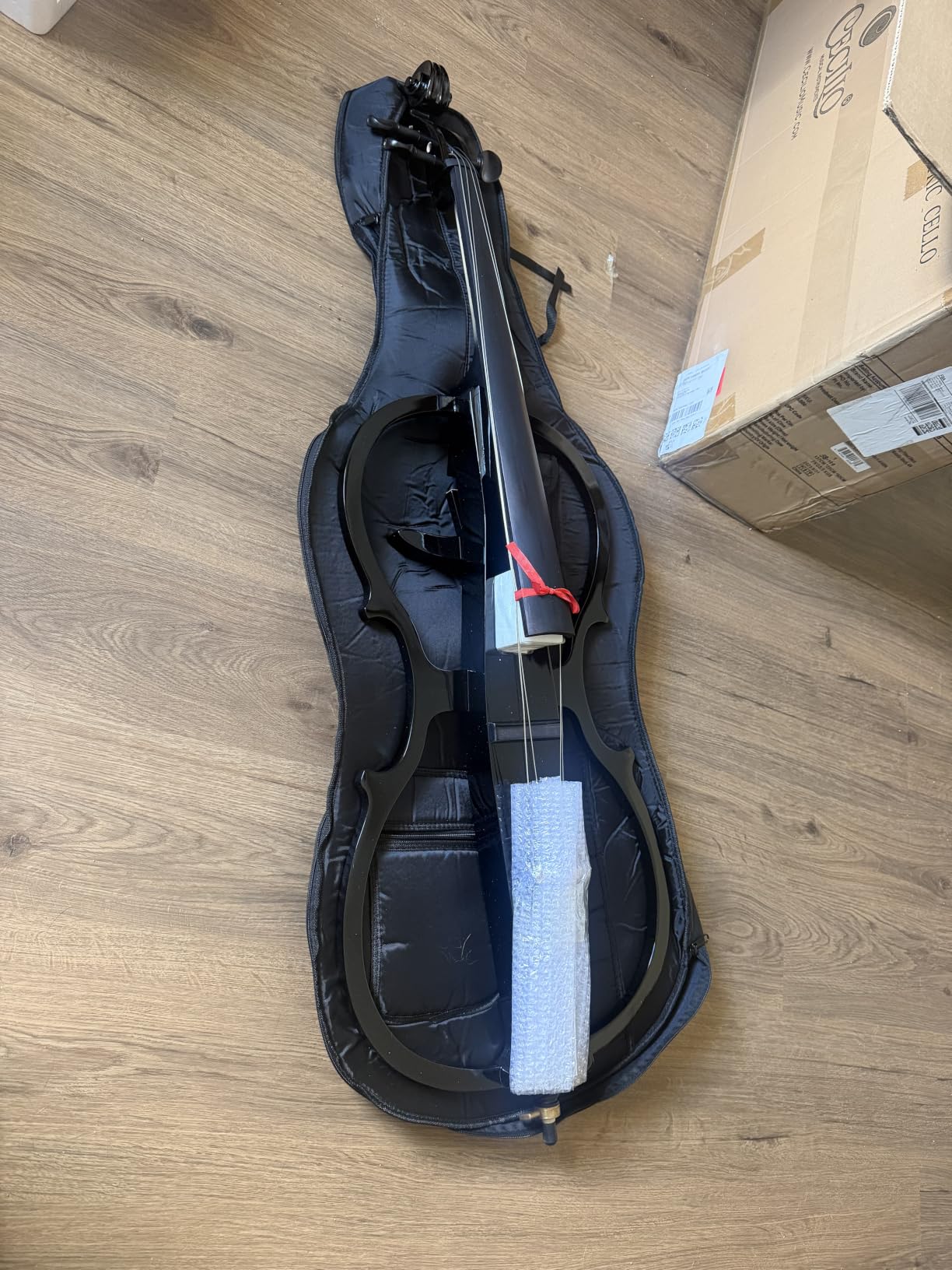 Cecilio CECO-1DW Ebony Electric Silent Metallic Mahagony Cello in Style 1, Size 4/4 (Full Size) customer photo 1