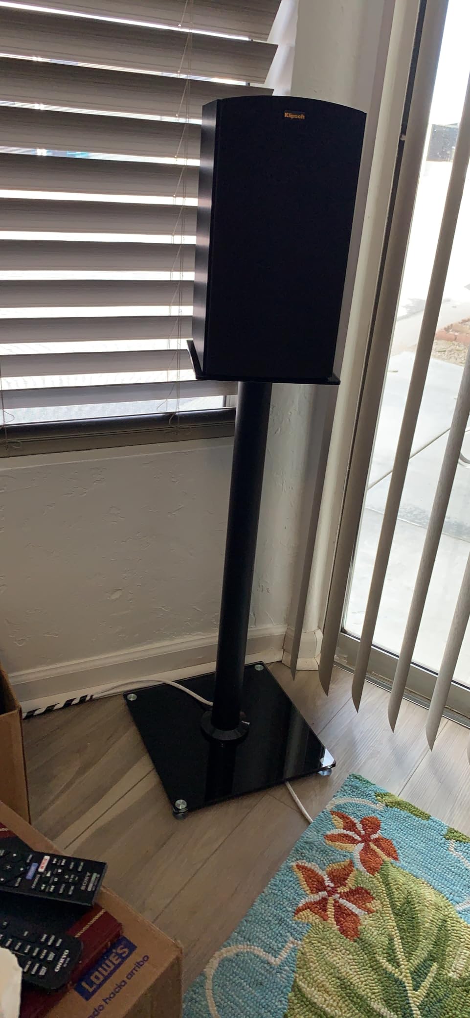 Klipsch R-15M Bookshelf Speaker (Pair) customer photo 2