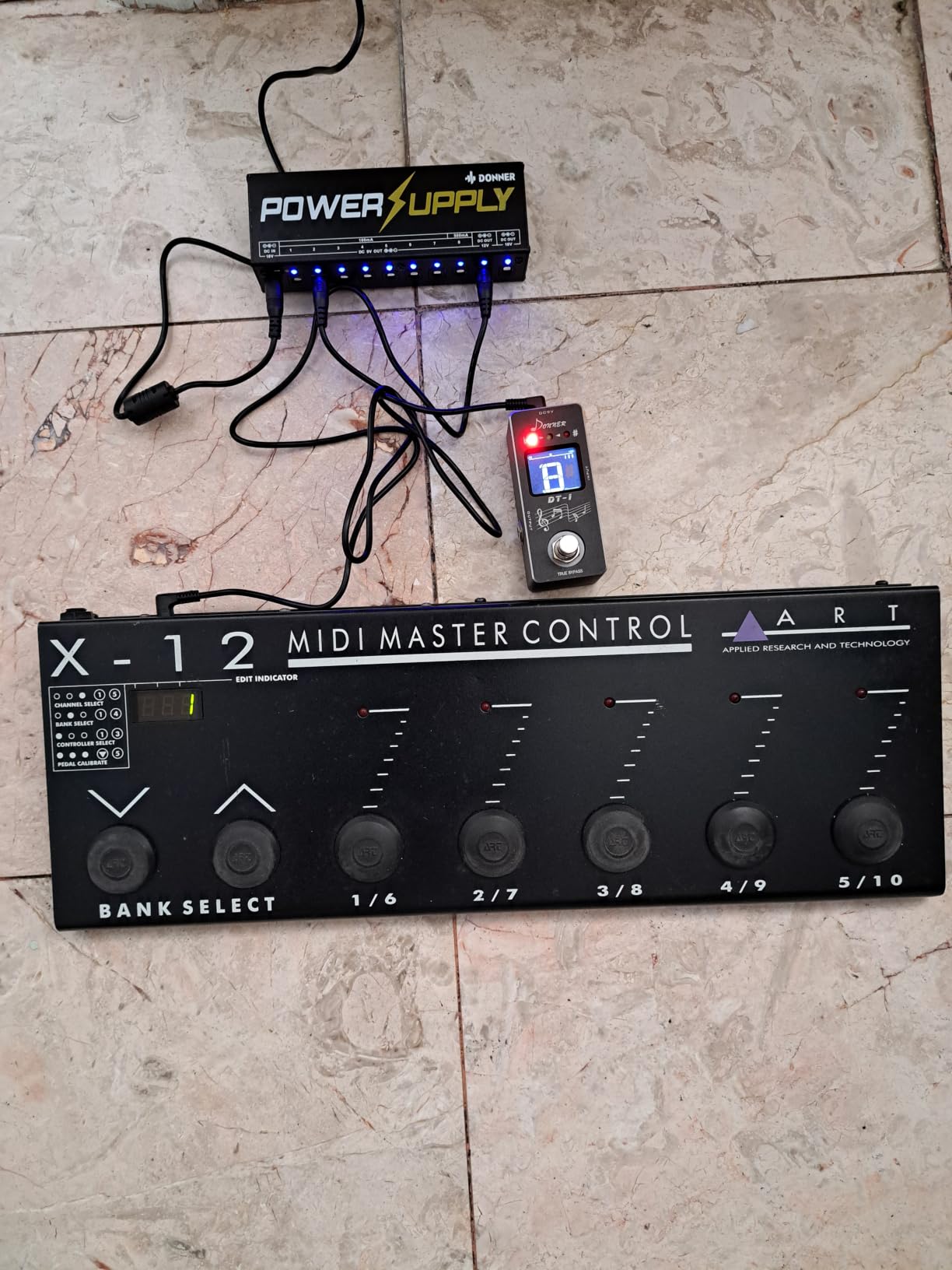 Donner DP-1 Guitar Power Supply 10 Isolated DC Output for 9V/12V/18V Effect Pedal customer photo 1