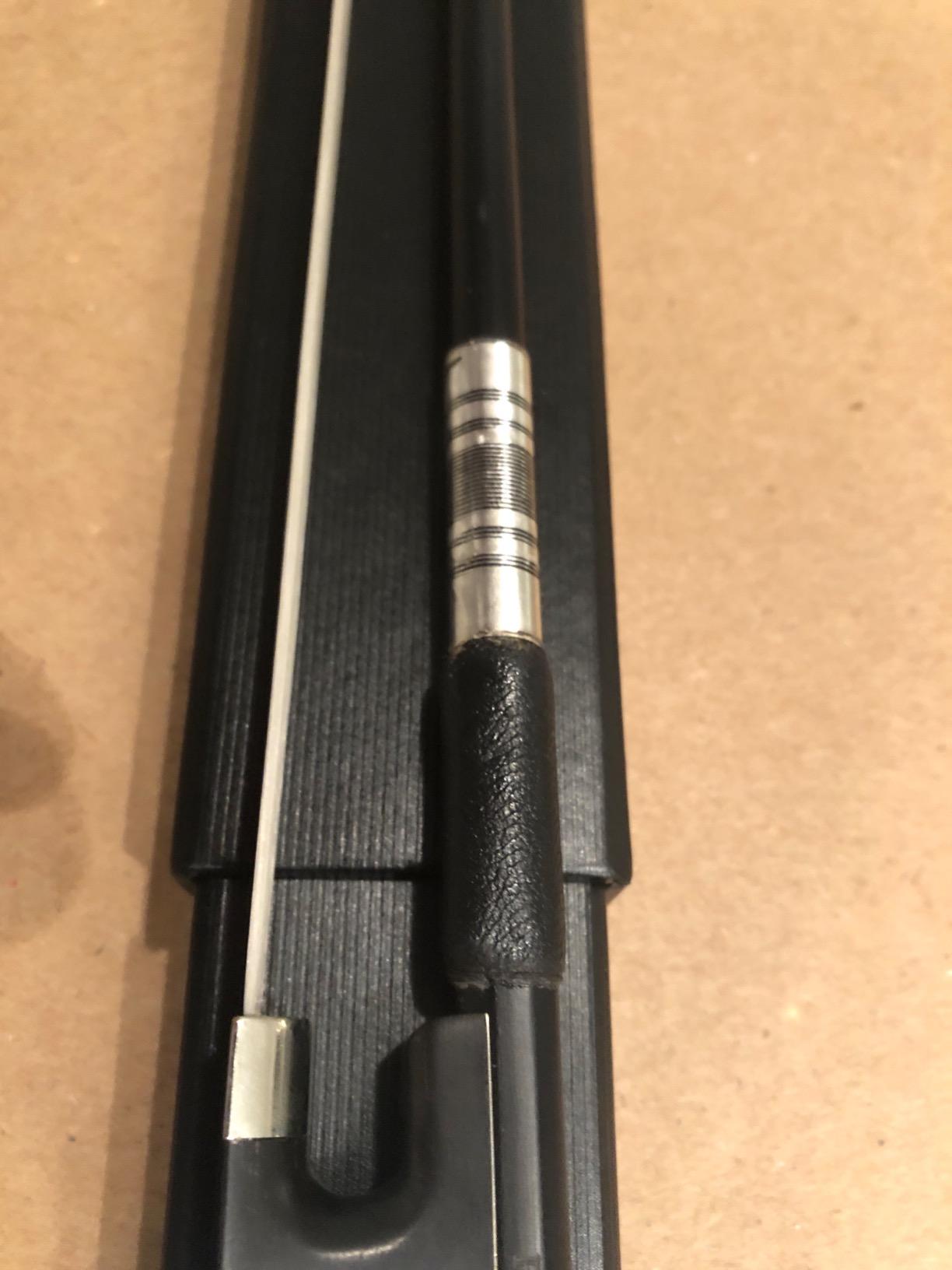 Fiddlerman Carbon Fiber Cello Bow 4/4 customer photo 1