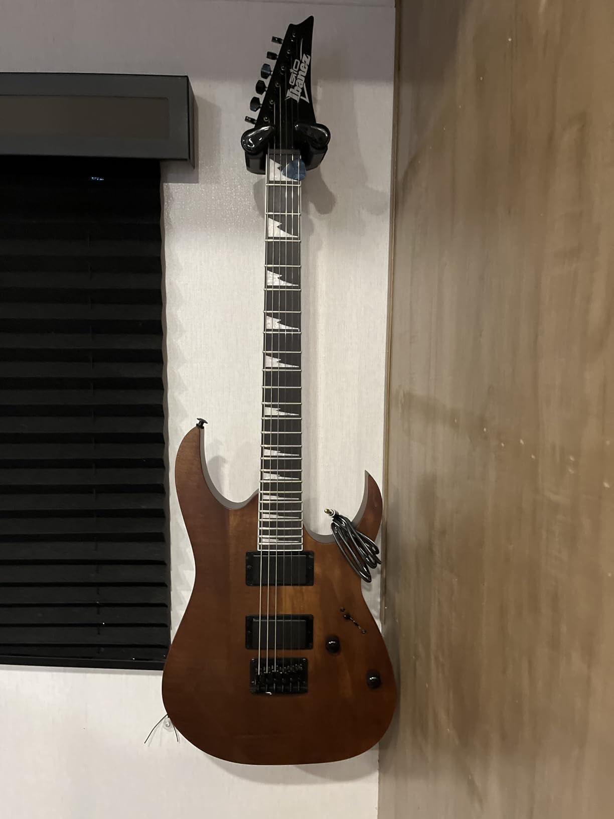 Ibanez GIO Series GRG121DX Electric Guitar - Walnut Flat customer photo 1