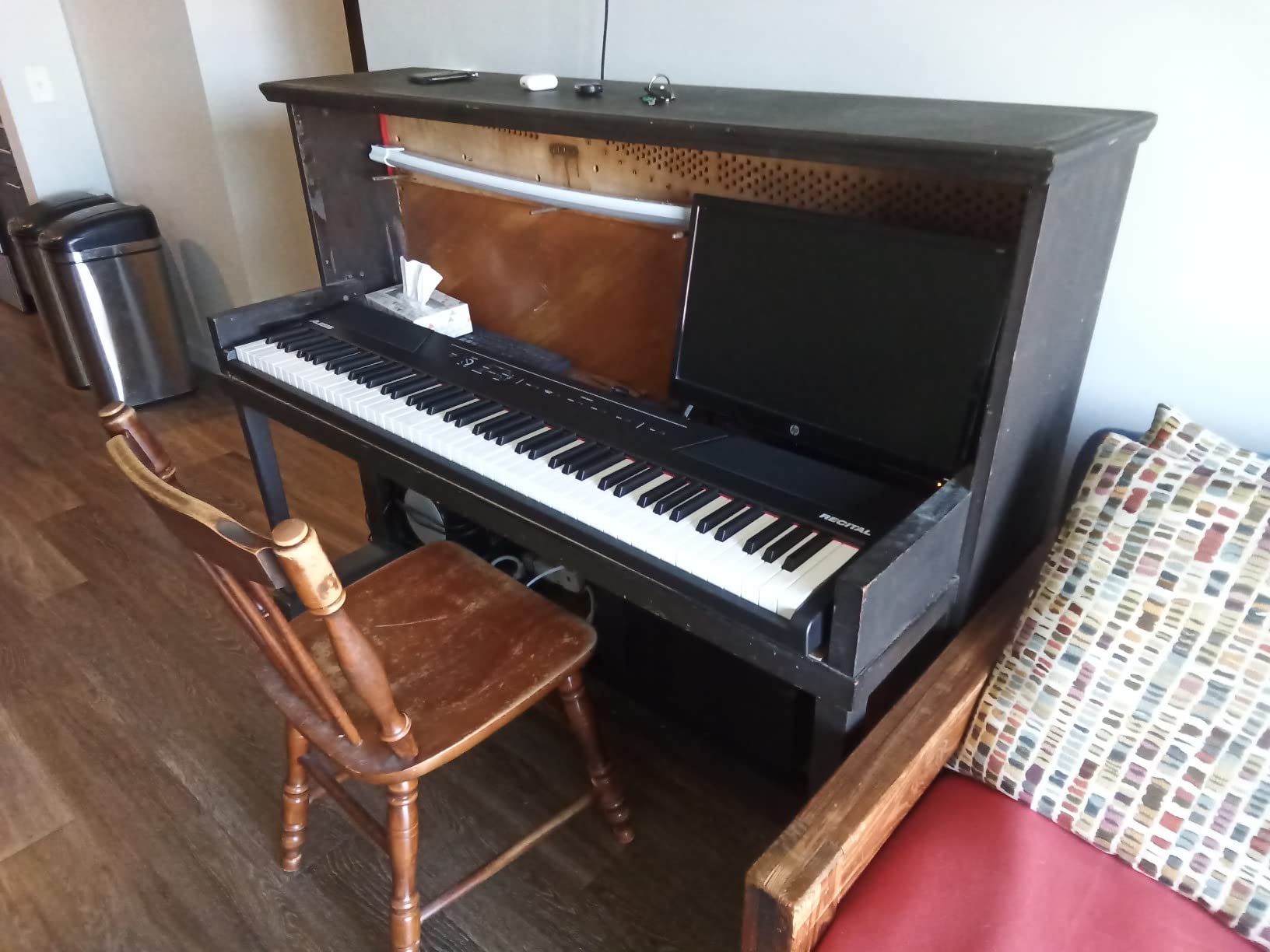 Alesis Recital Digital Piano 88-Key Semi-Weighted | For Beginners, Adjustable Touch Response, Lesson Mode, 20W Speakers, for Home Practice and Piano Lessons customer photo 2