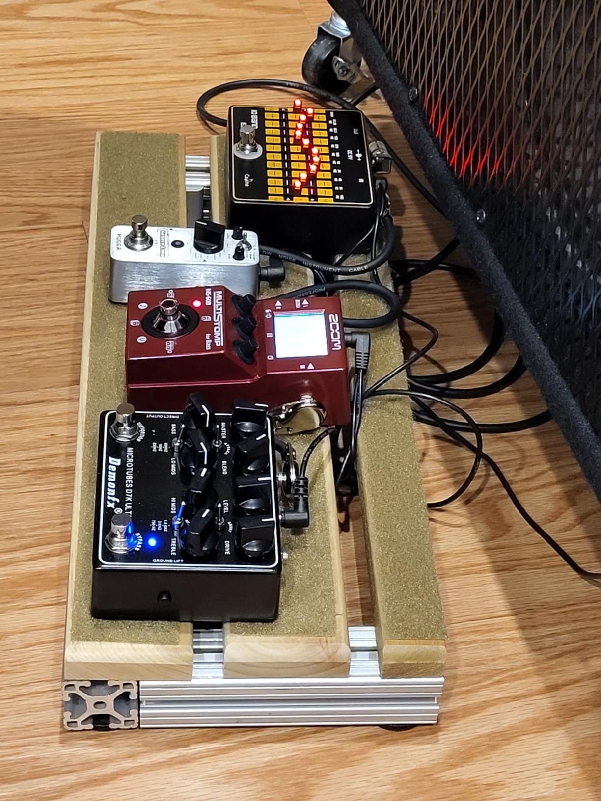 Caline USA, CP-24 10-Band EQ equalizer Guitar Effects pedal customer photo 2