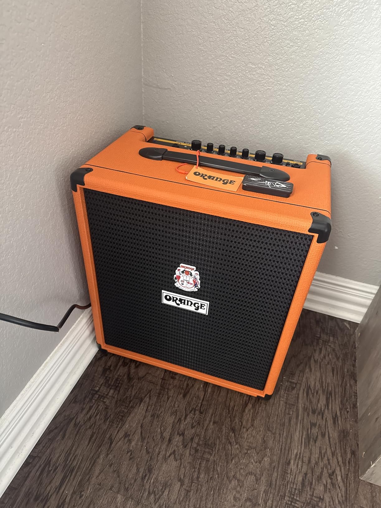 Royal Sovereign Orange Crush50 Bass Guitar Combo 1x12 50 Watts customer photo 1