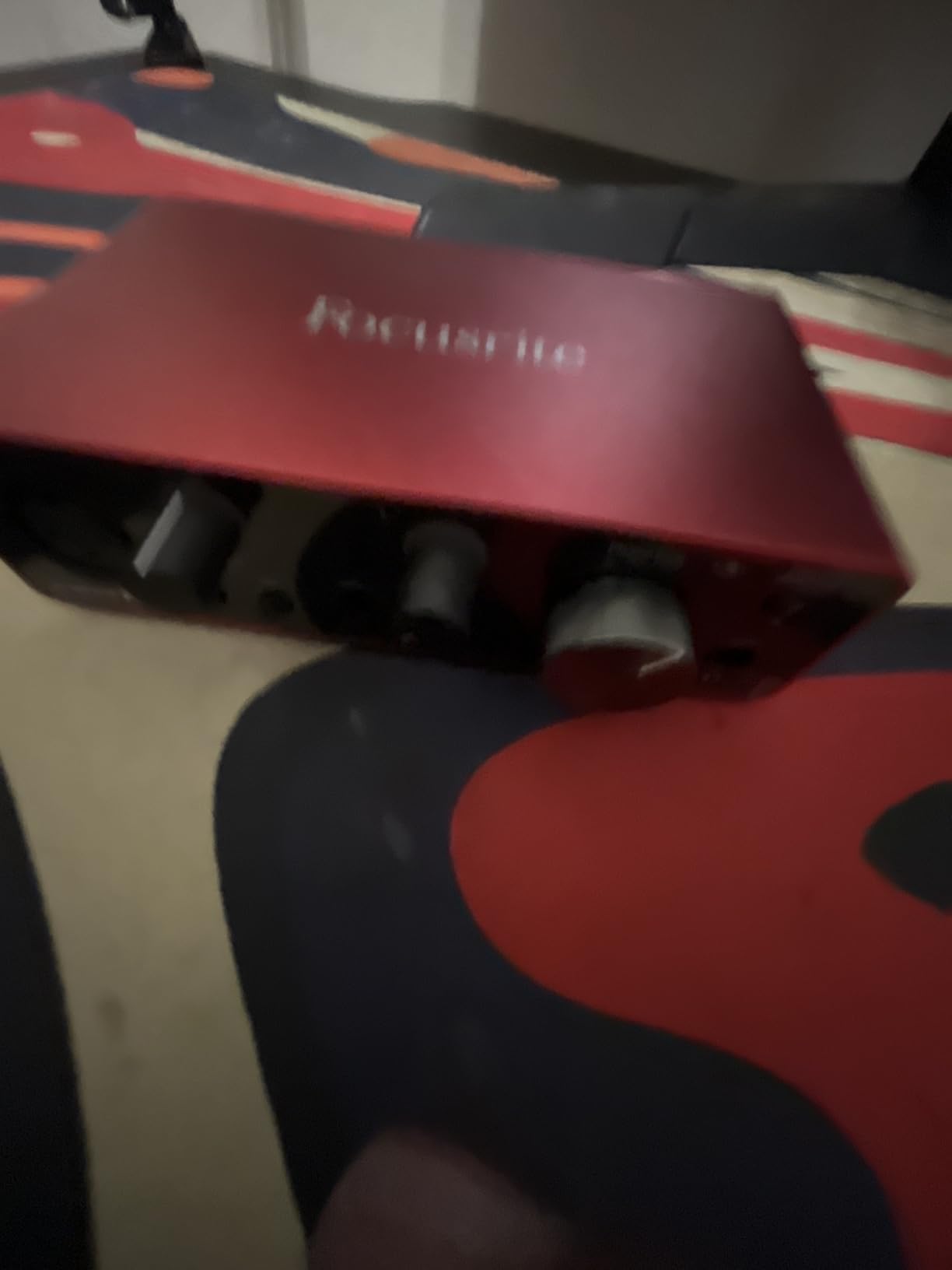 Focusrite Scarlett Solo 3rd Gen USB Audio Interface for Guitarists, Vocalists, Podcasters or Producers - 1 XLR Mic Preamp, 1 Hi-Z Instrument Input, 24-Bit/192kHz, Air Mode customer photo 2