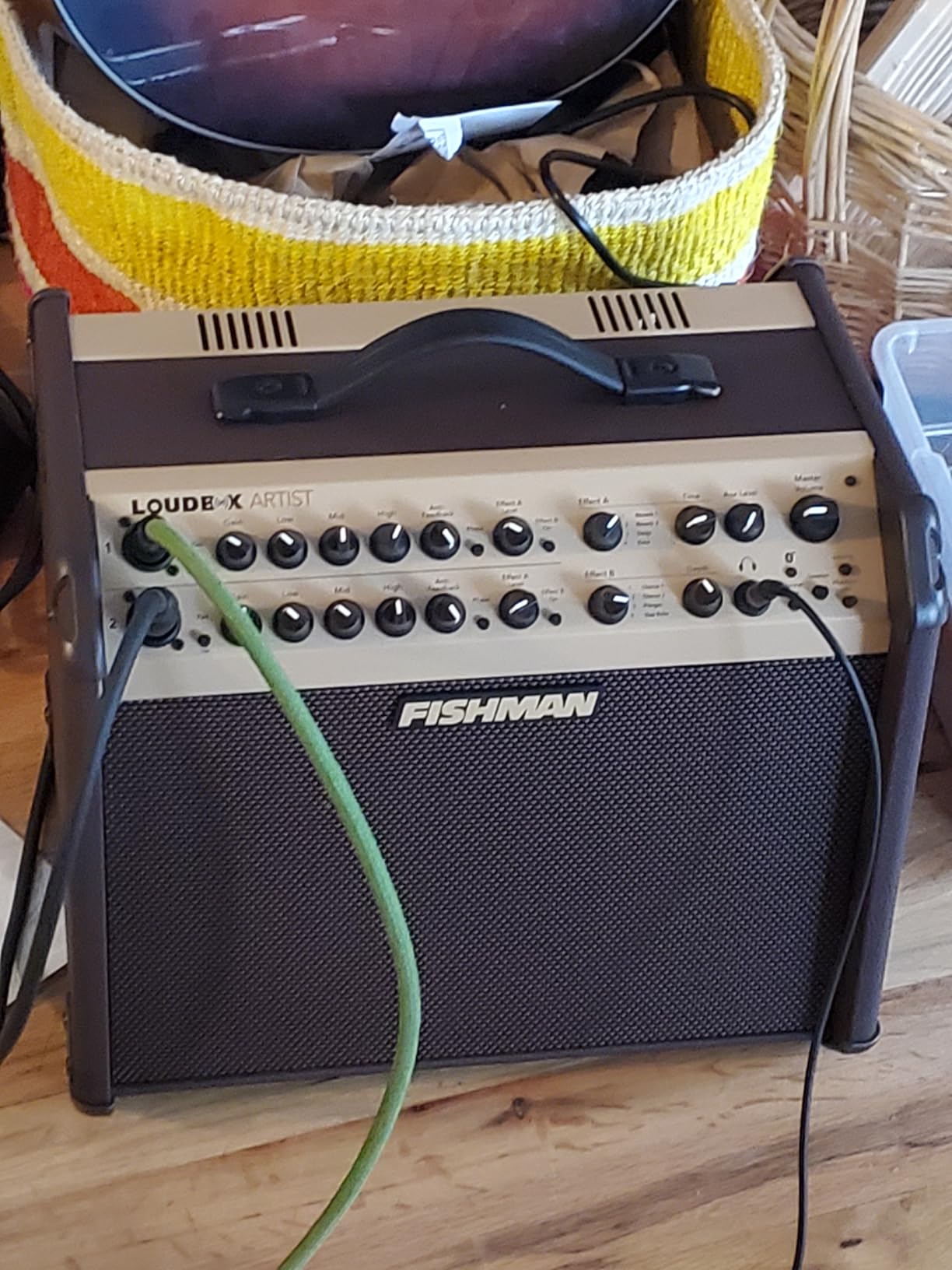 Fishman Loudbox Artist BT 120-Watt 1x8 Inch Acoustic Combo Amp with Tweeter Bluetooth customer photo 1