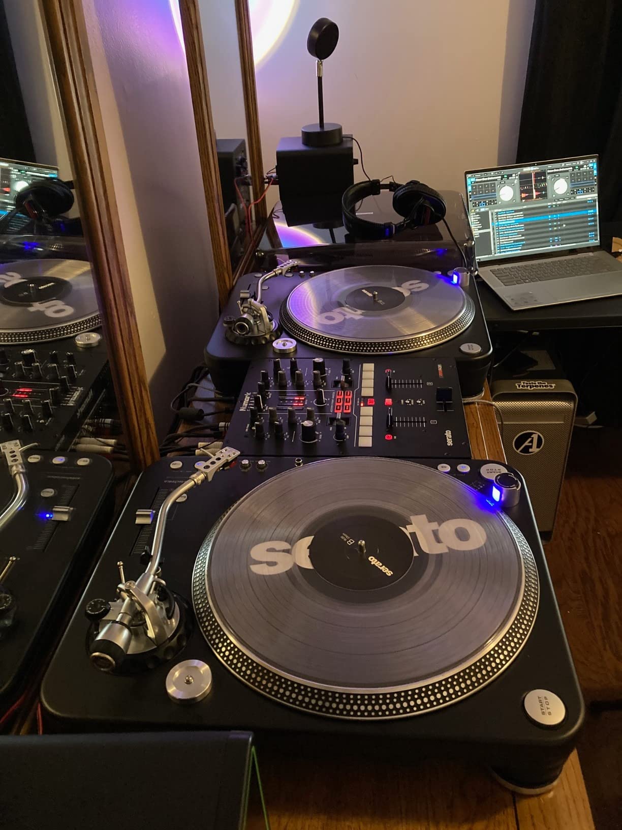 Numark Scratch Two-Channel DJ Scratch Mixer for Serato DJ Pro with Innofader Crossfader, DVS License, 6 Direct Access Effect Selectors, Performance pads and 24-Bit Sound Quality customer photo 1