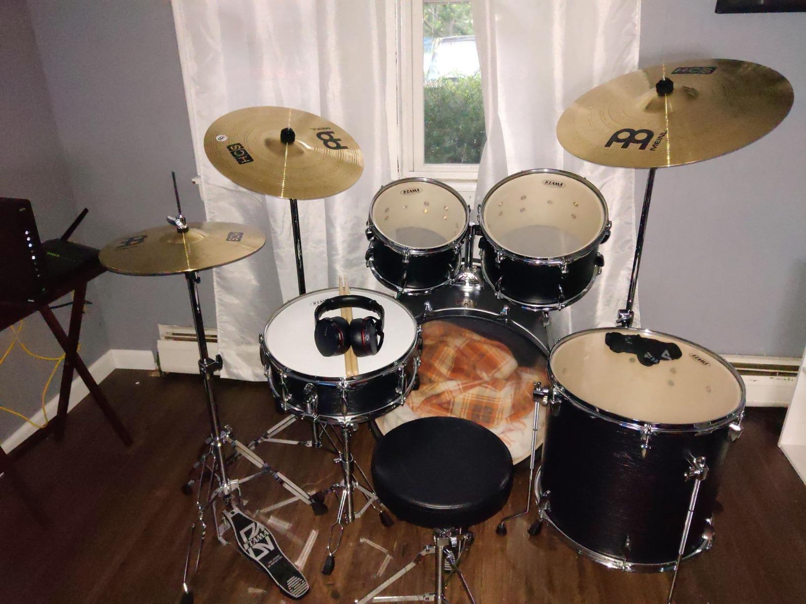 Tama Imperialstar Complete Drum Set - 5-Piece - 22 Inch Kick - Black Oak Wrap customer photo 2