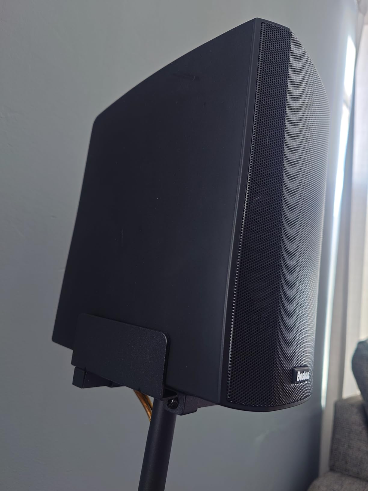 PERLESMITH Universal Floor Speaker Stands for Surround Sound up to 22LB, 27.56 Inch Bookshelf Speaker Stand for Klipsch, Polk, Yamaha & Other Large Satellite, Bookshelf Speakers, Studio Monitors,2P customer photo 2
