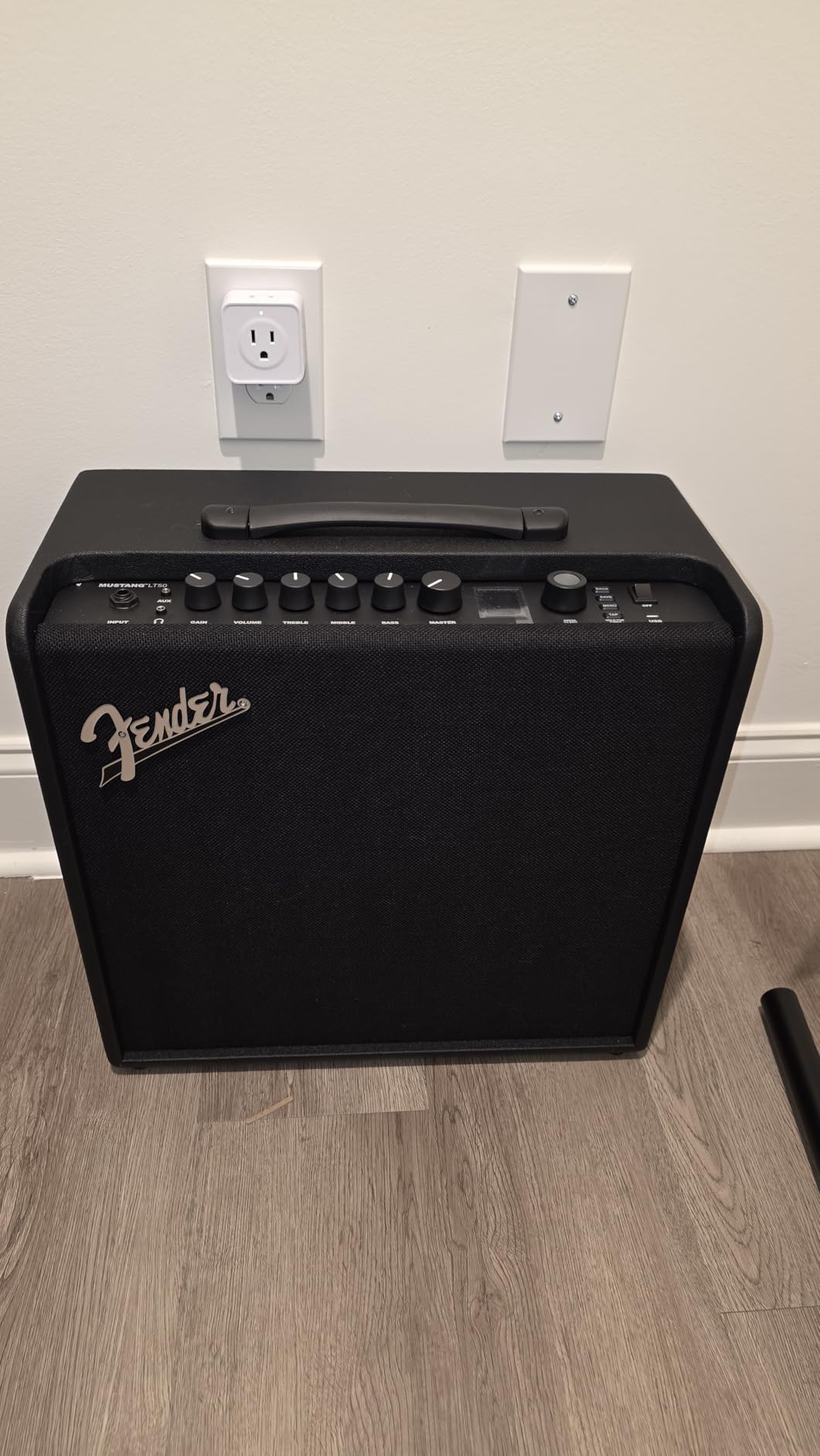 Fender Mustang LT50 Guitar Amp, 50 Watts, with 2-Year Warranty 30 Preset Effects with USB Audio Interface for Recording, Black customer photo 1