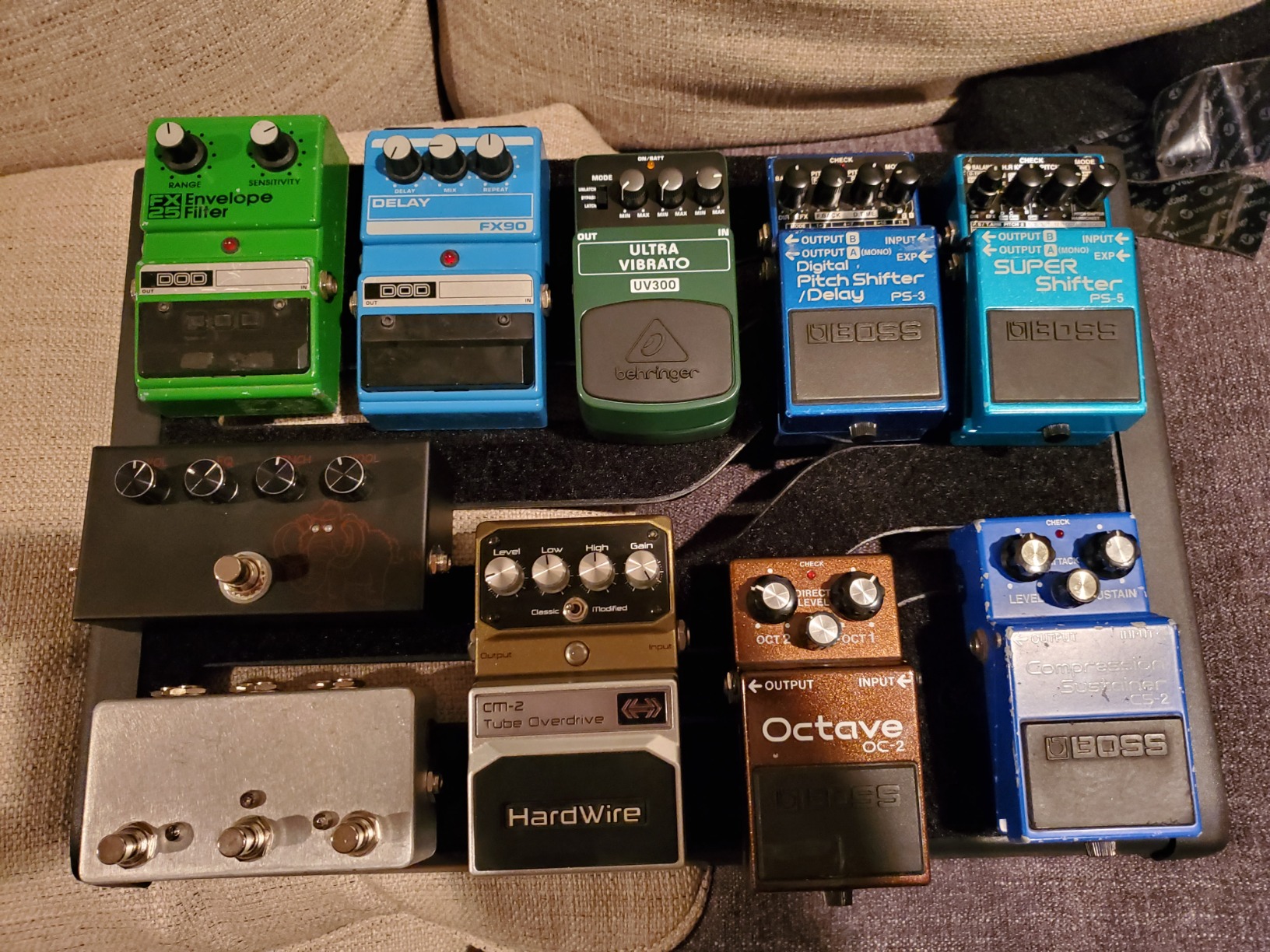 Donner Small Guitar Pedal Board DB-S100 Mini Effects Pedalboard Power Supply Set with Convertible Bag Backpack customer photo 2