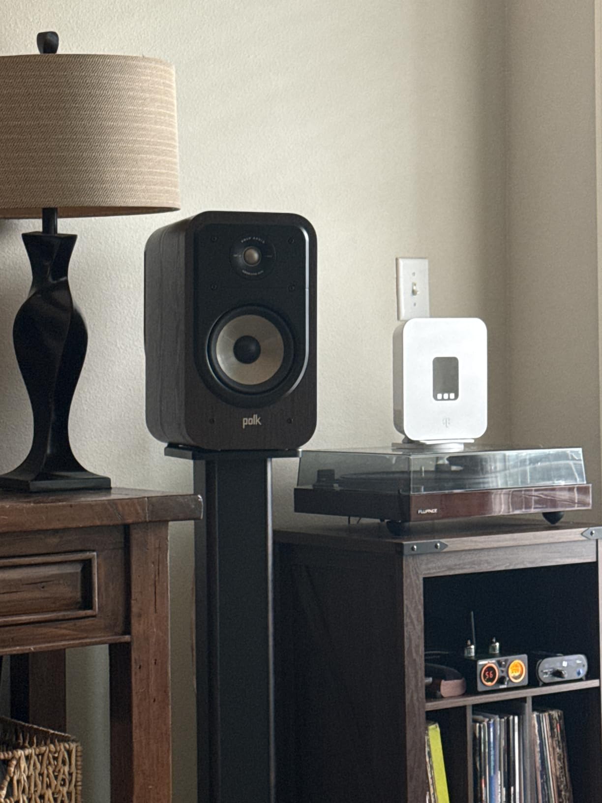 Polk Signature Elite ES20 Bookshelf Speaker - Hi-Res Audio Certified, Dolby Atmos & DTS:X Compatible, 1