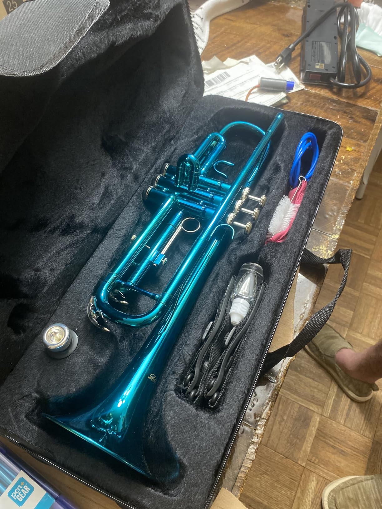 LeSage Bb Standard Trumpet Set for Beginner, Brass Student Trumpet with Carrying Case, Care Kit, Valve Oil, Cloth, 7C Mouthpiece & Gloves Silver customer photo 1