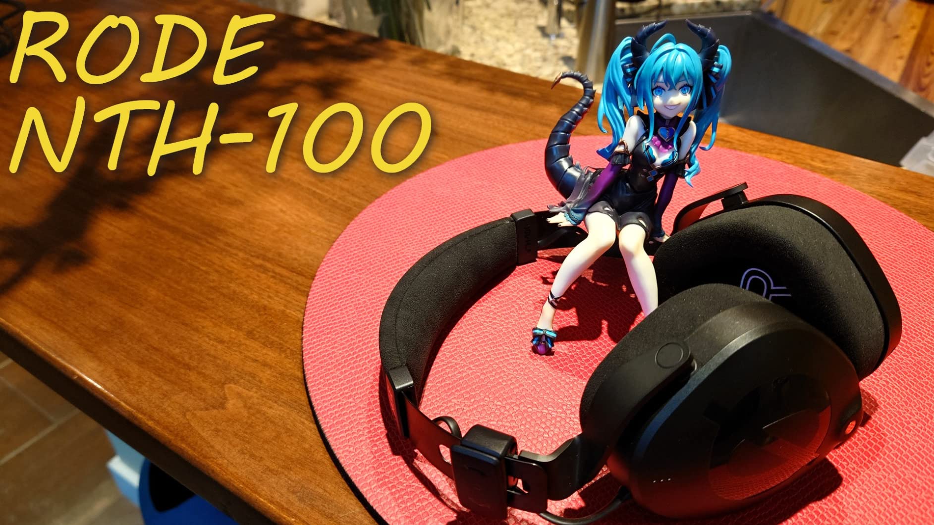 Rode NTH-100 Professional Over-Ear Headphones customer photo 1