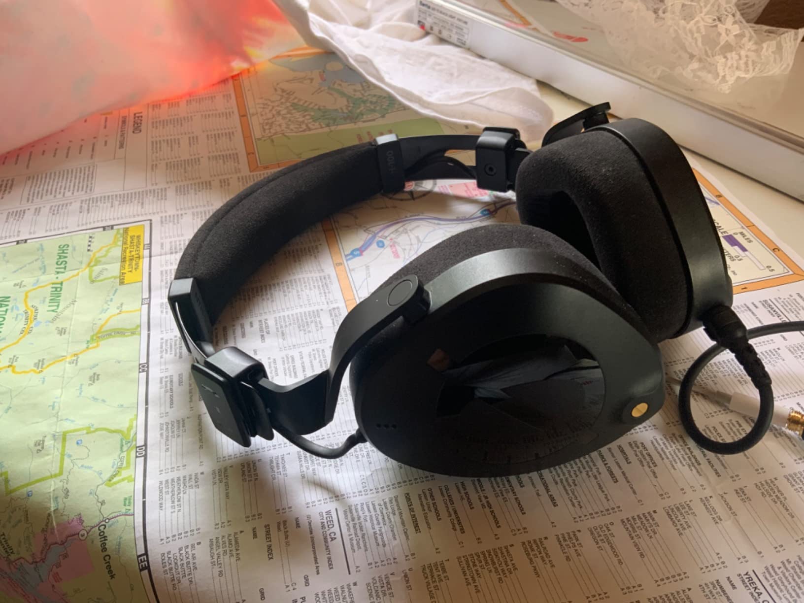 Rode NTH-100 Professional Over-Ear Headphones customer photo 2