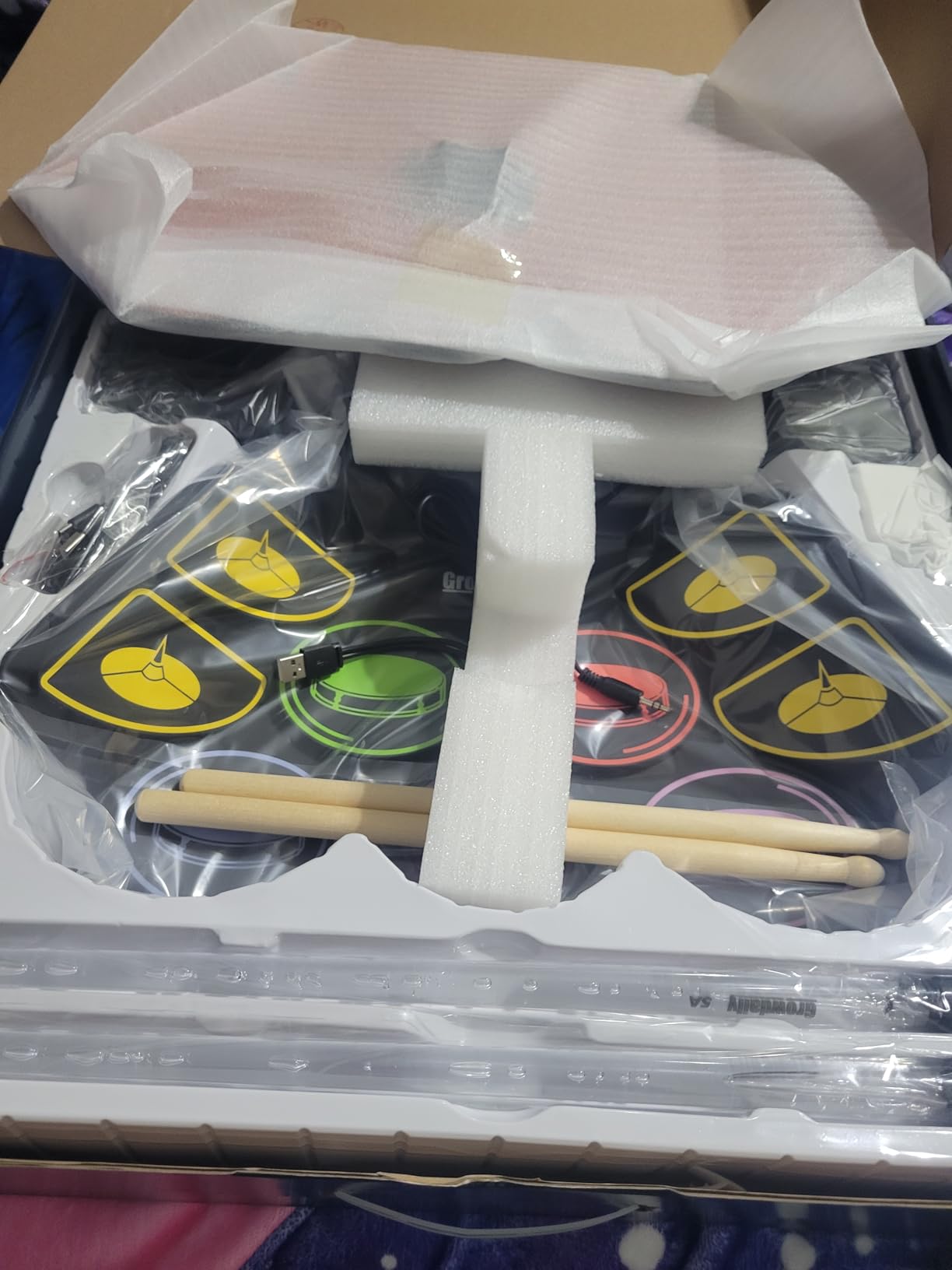 Electric Kids Drum Set, Electronic Drum Set Practice 9 Pads With Stand, Music Recording, Light Up Drum Sticks, Drum Pedal, Midi, Dual Stereo Speaker (Rainbow) customer photo 1