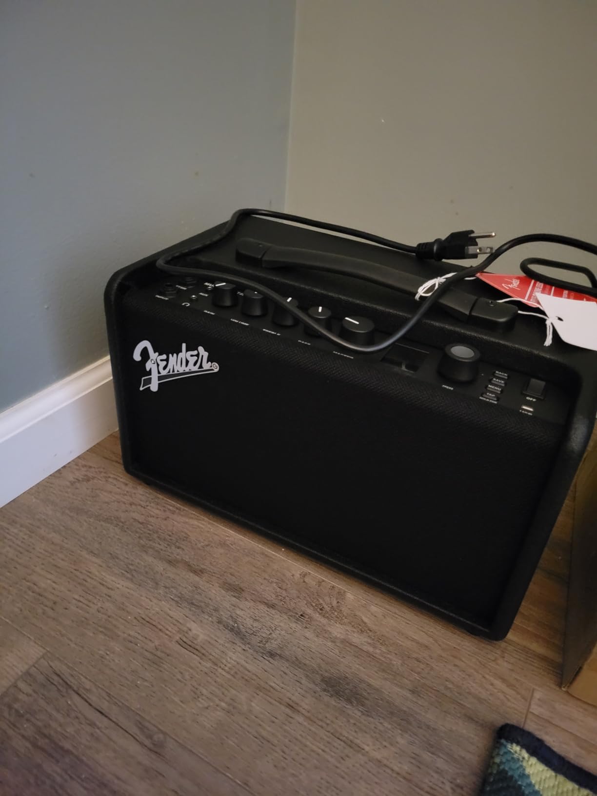 Fender Mustang LT40S Guitar Amplifier, 40W Stereo Combo Practice Amp for Beginners customer photo 1