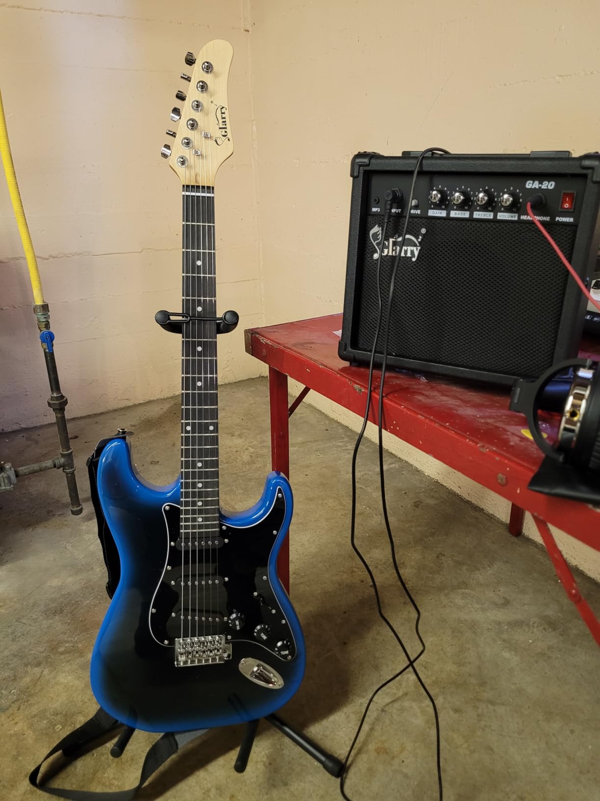 GLARRY Full Size Electric Guitar for Music Lover Beginner with 20W Amp and Accessories Pack Guitar Bag (GREEN, Left Handed 39