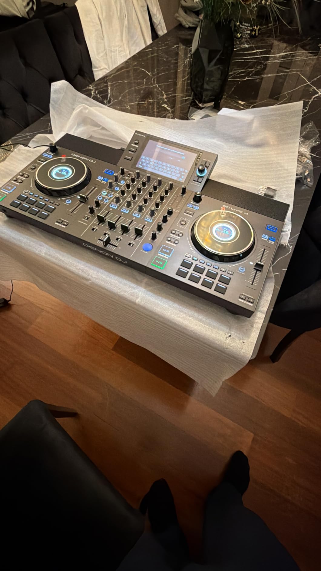 Denon DJ SC LIVE 4 Standalone DJ Controller | True 4-Deck Standalone DJ System, 7 Multi-Gesture Touchscreen, Wi-Fi Streaming, Built-in Speakers, Serato DJ Pro Included customer photo 1