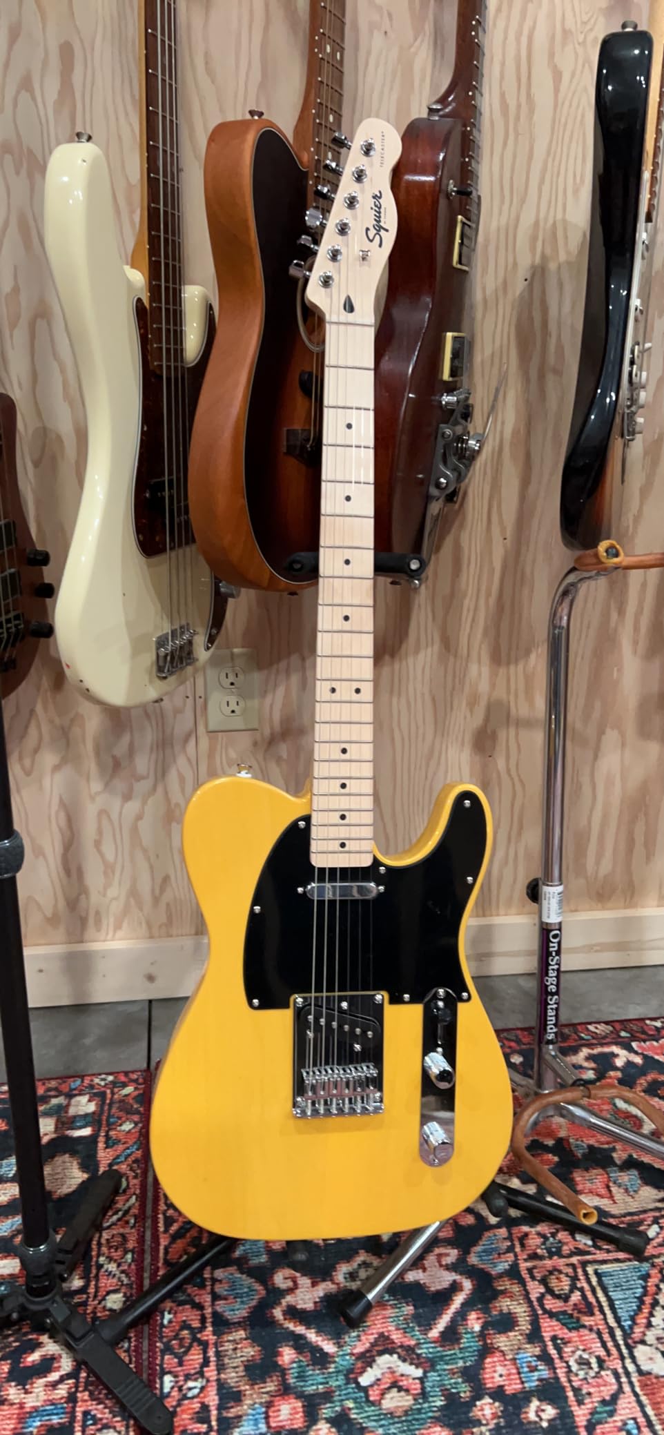 Squire Sonic Telecaster Electric Guitar, California Blue, Laurel Fingerboard customer photo 2
