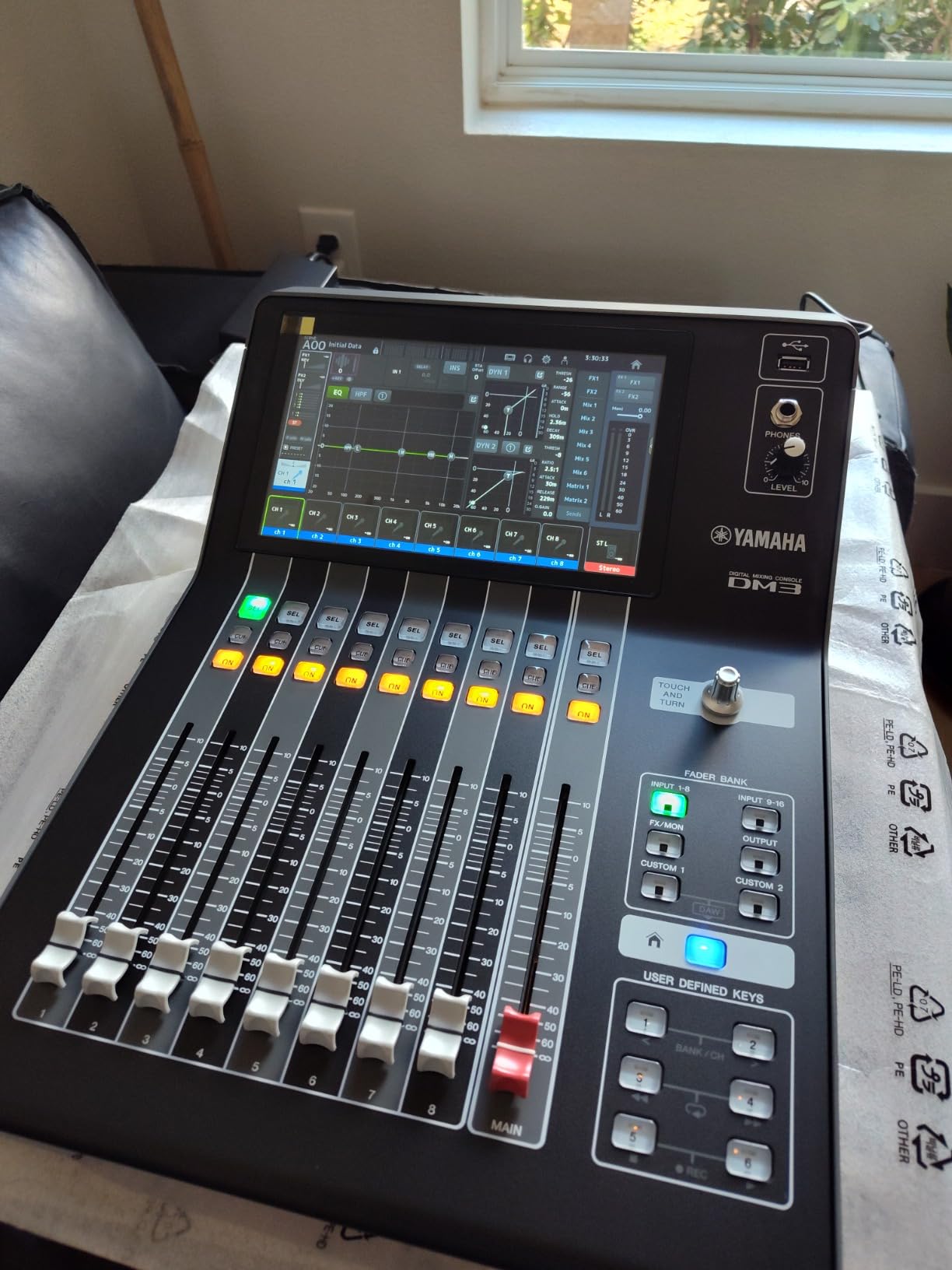 Yamaha DM3-D 22 Channel Ultracompact Digital Mixing Console With Dante customer photo 2