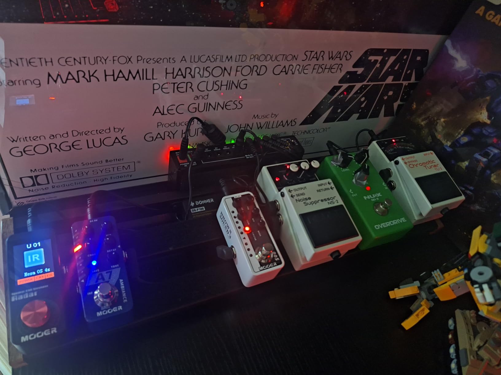 LEKATO Guitar Pedal Power Supply, True Isolated Pedal Power Supply with 10 Ports, USB Port, Short Circuit Protection, Guitar Pedal Power DC Output 9V 12V 18V for Effect Pedal customer photo 1