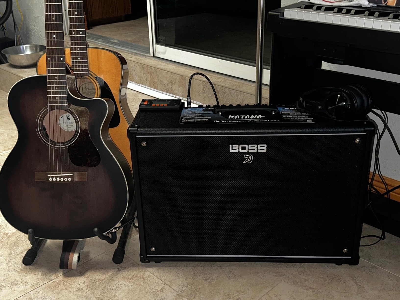 BOSS Katana-100/212 Gen 3 Guitar Amplifier | Powerful 100-Watt Combo Amp | Two Custom 12-Inch Speakers | Evolved Tube Logic Sounds | 12 Amp Characters | Onboard BOSS Effects customer photo 1
