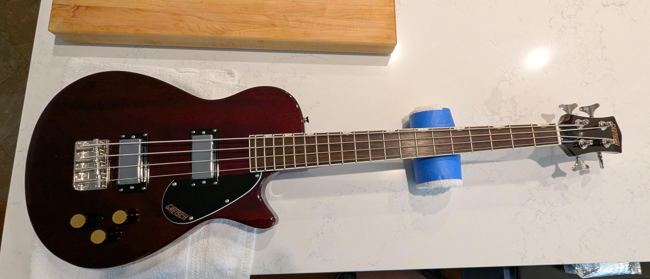 Gretsch Streamliner Jet Club Single-Cut Short-Scale Electric Bass Guitar - Walnut Stain | 30