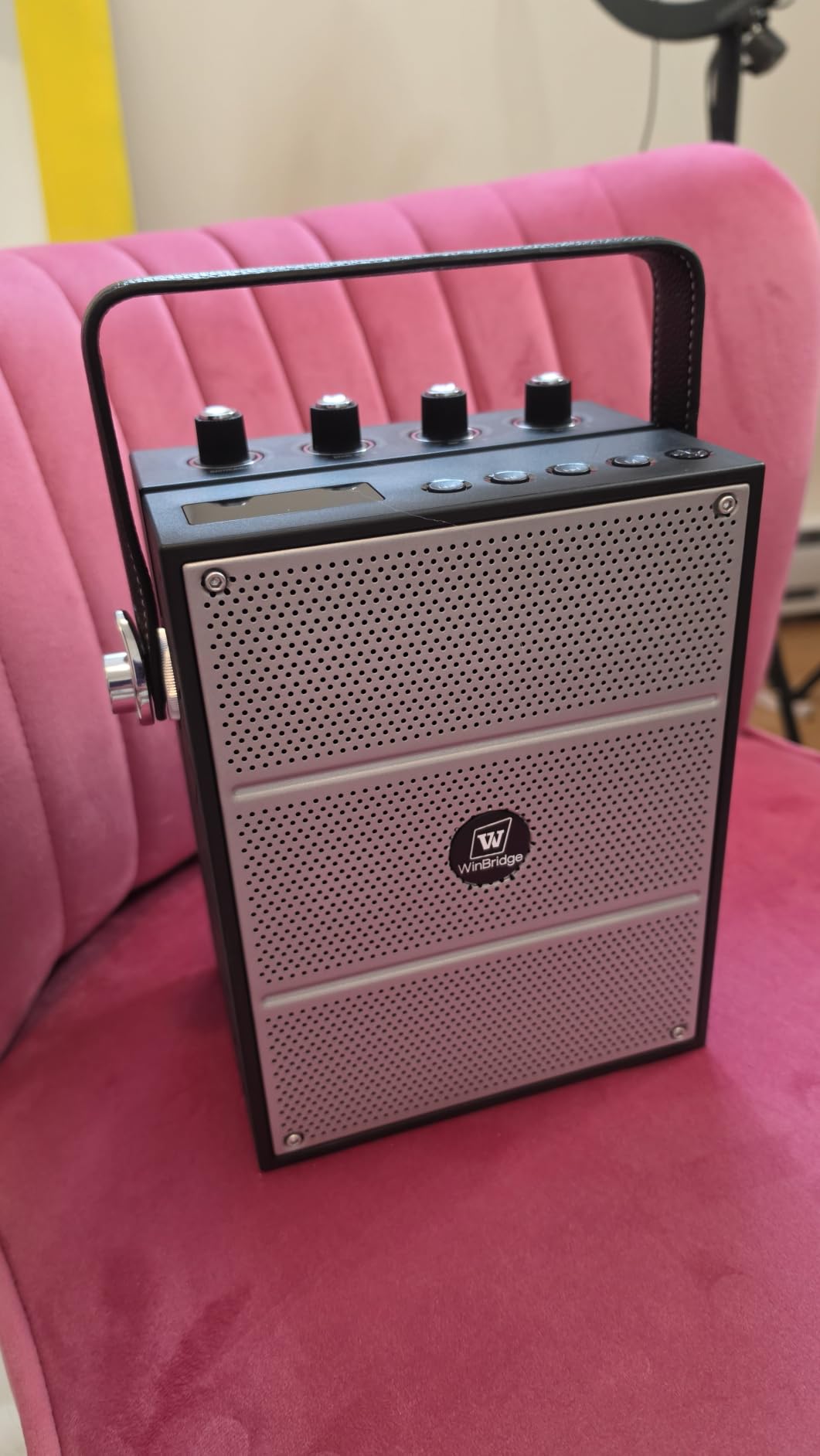 WinBridge S97 60W Powerful Voice Amplifier with Dual Wireless Microphones customer photo 1