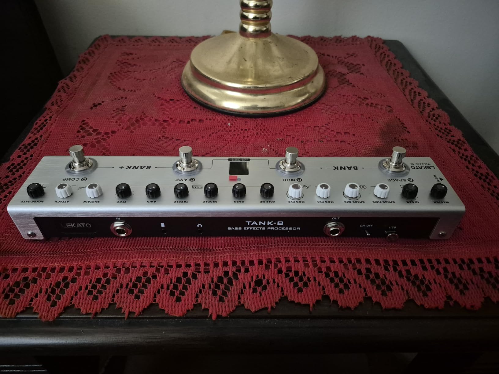 LEKATO Bass Multi Effects Pedal, Bass Effects Pedal with 36 Presets, Editable 4 Modules, Amp, Compressor, Mod, Space, Reverb, IR CAB, Tuner, BT Connection, Music Recording customer photo 2