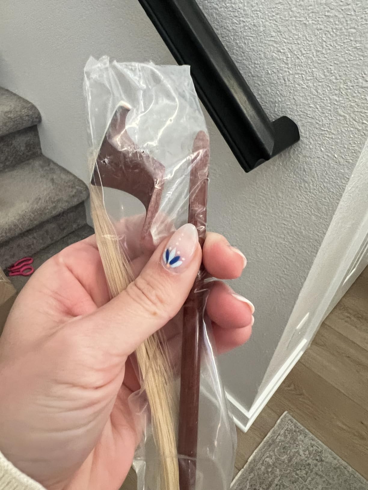 BlissKiss Brazilwood Cello Bow - Handmade with Natural Horsehair, Ebony Frog, and Nickel Silver Winding - Perfect Balance and Superior Sound Quality (4/4 CELLO BOW) customer photo 1
