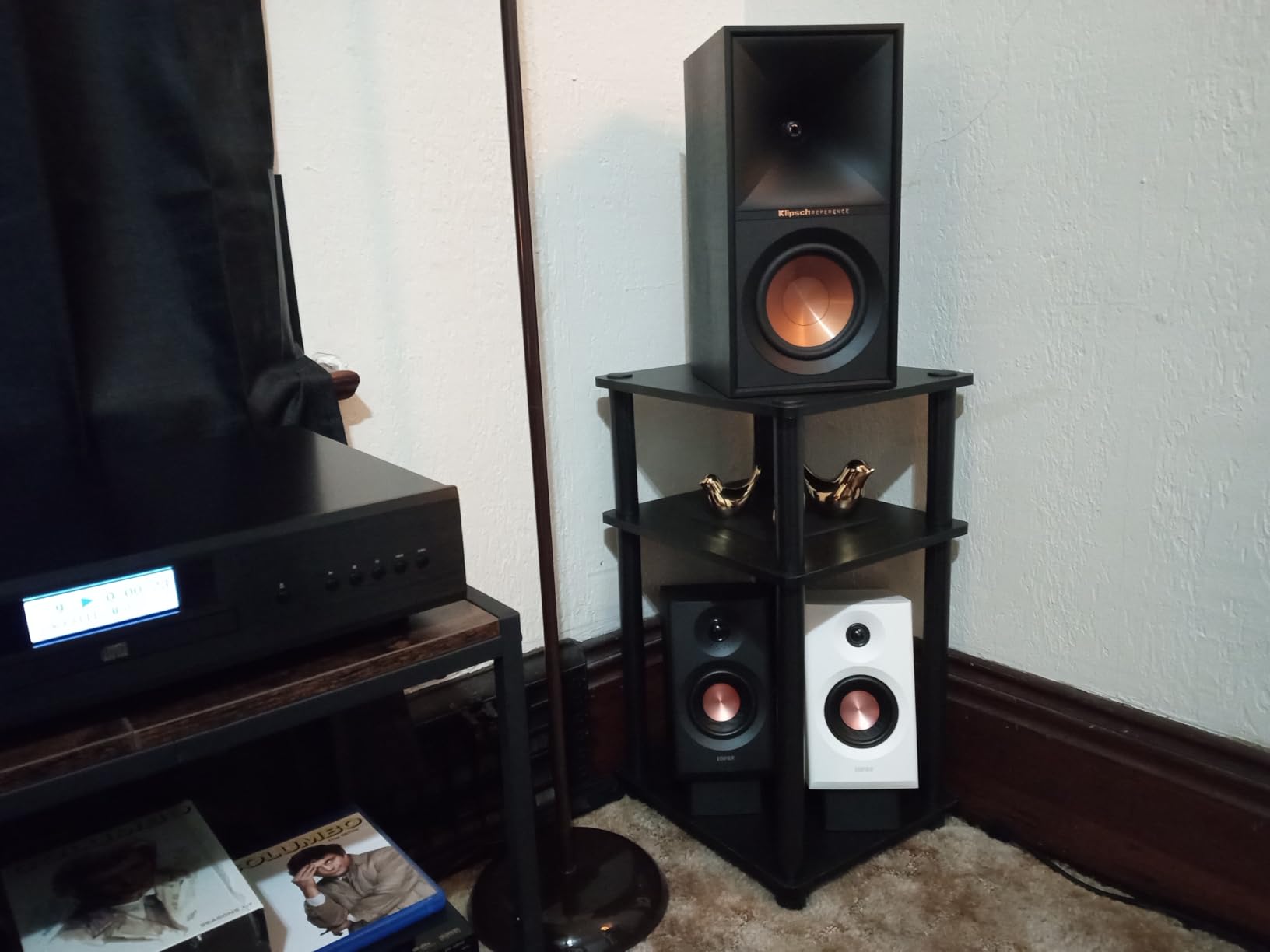 Edifier MR3 Powered Studio Monitor Speakers, Hi-Res Audio Certified Bluetooth V5.4 Active Bookshelf Loudspeaker, 2.0 Computer Speaker with Headphone Output RCA AUX Balanced TRS Input - Black (Pair) customer photo 1