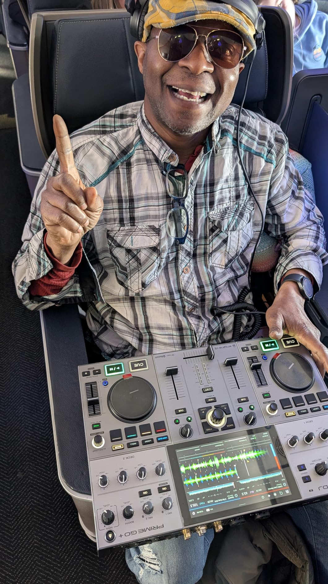 Denon DJ PRIME GO+ Standalone Portable DJ Controller customer photo 1