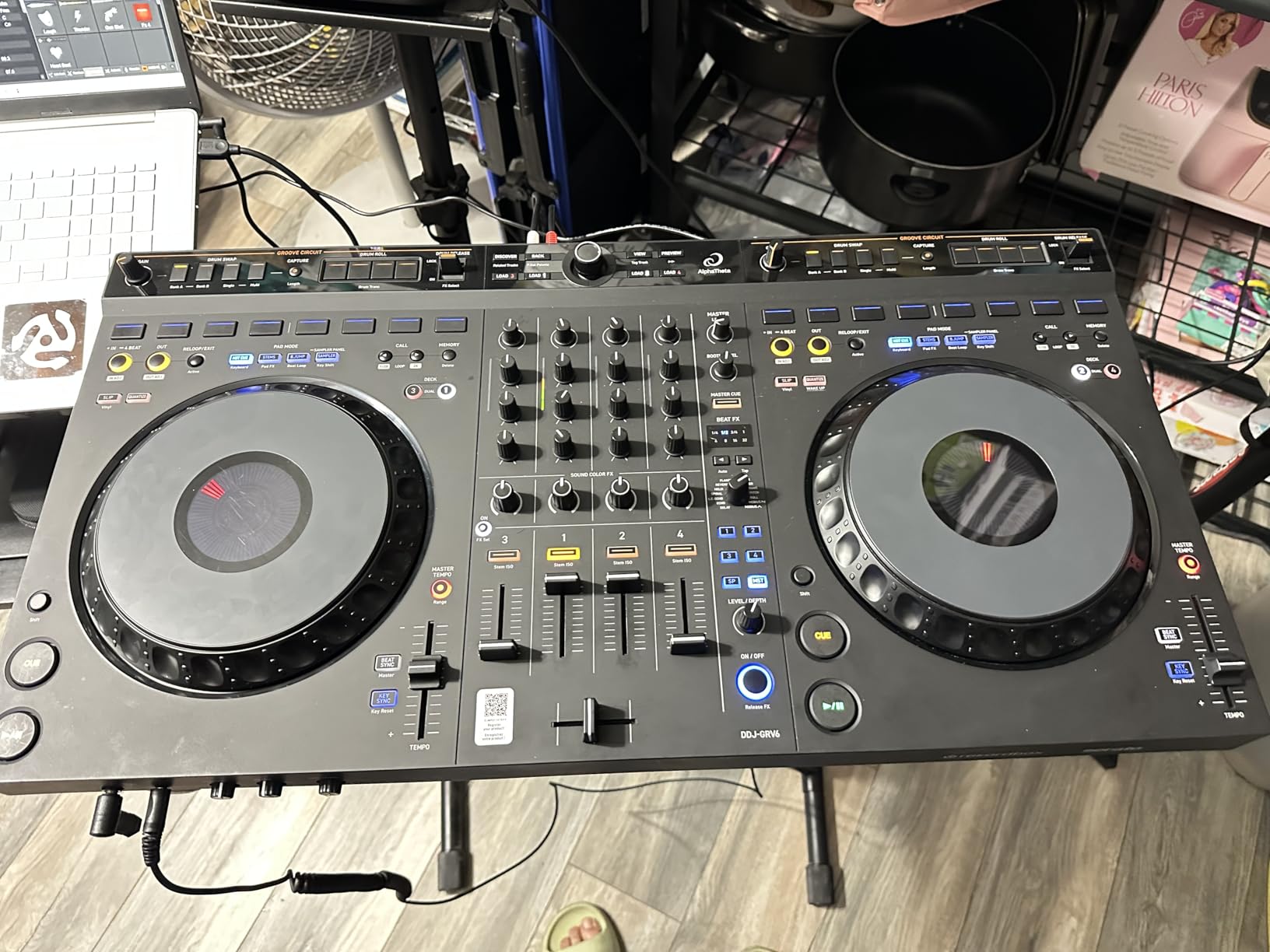 AlphaTheta DDJ-GRV6 4-Channel DJ Controller with Groove Circuit Live Remixing, Club-Standard Layout, Full-Size Jog Wheels, rekordbox & Serato DJ Pro Compatible customer photo 2