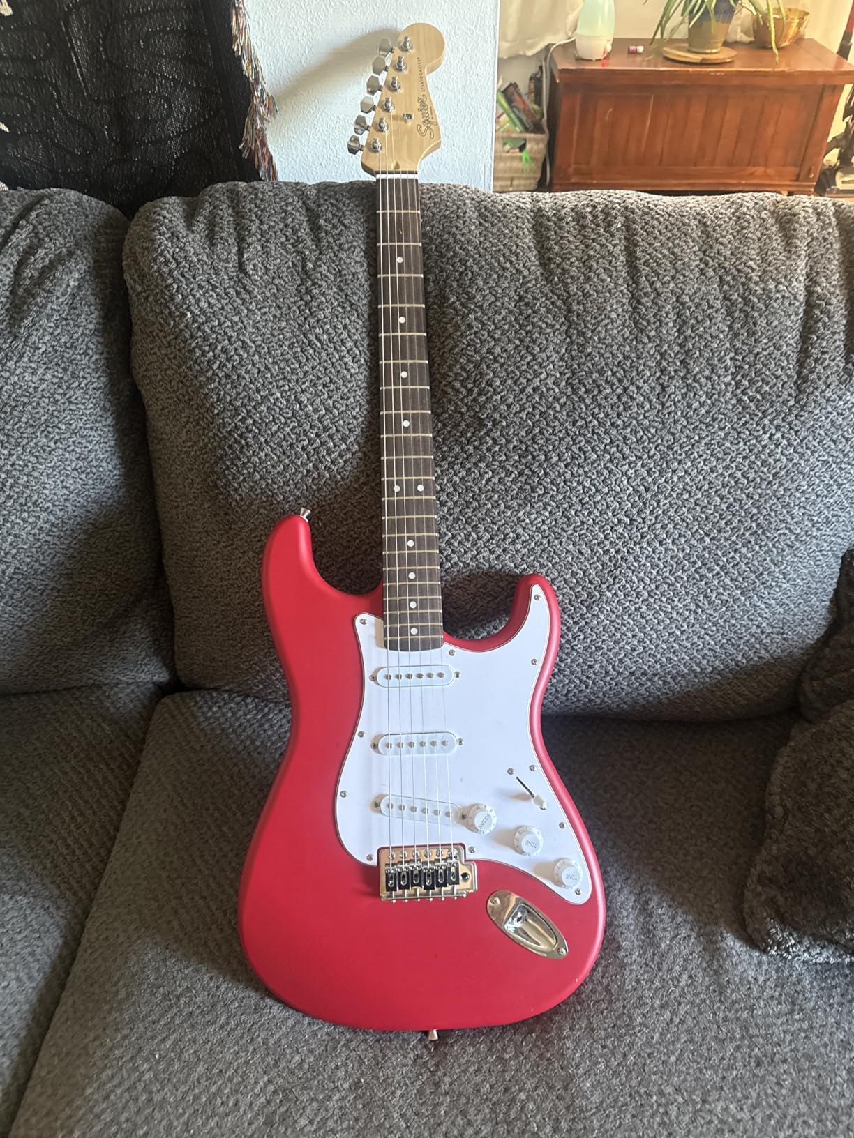 Fender Squier Stratocaster - California Blue Bundle with Amplifier, Gig Bag, Strap, Instrument Cable, Picks, and Austin Bazaar Instructional DVD customer photo 1