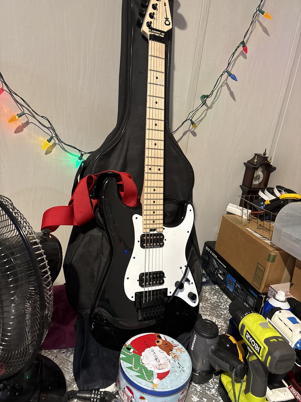 Charvel Pro-Mod So-Cal Style 1 Electric Guitar - Gloss Black, Maple Fingerboard customer photo 1
