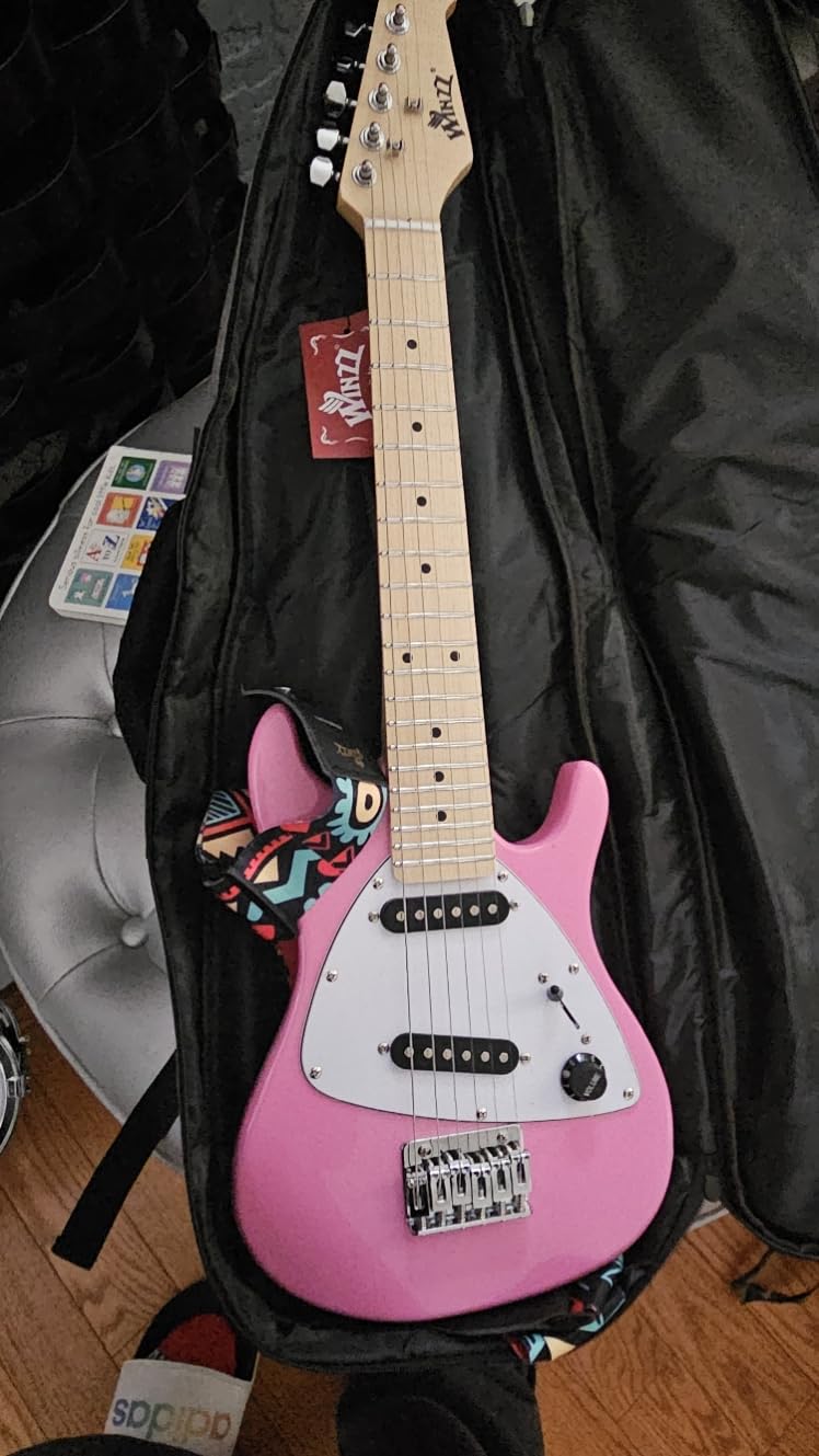 Winzz 30 Inch Kids Electric Guitar Beginner Kit, Junior 1/4 Size Mini Electric Guitar for Children Complete Stater Set with Amp, Gloosy Blue Colour customer photo 2