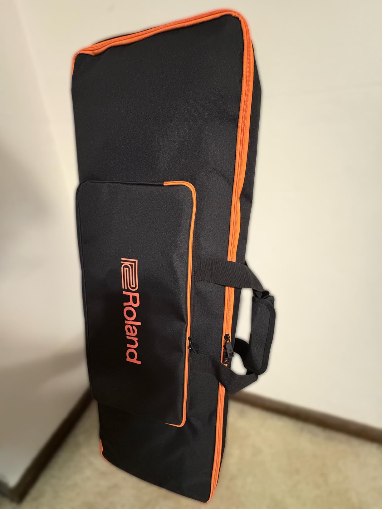 Roland CB-V61 Keyboard Carrying Bag for 61-Note Keyboards customer photo 1