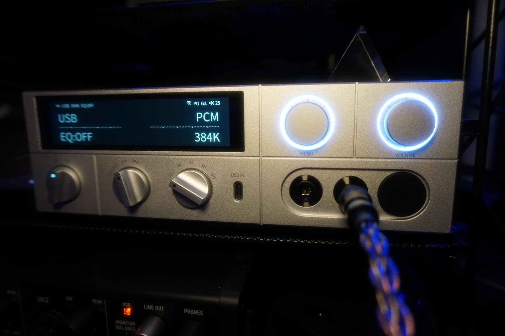 FiiO K15 Full Balance HiFi DAC and Headphone amp AK4497Sx2, Bluetooth 5.1 LDAC, Discrete Class AB Amplifier, USB Support DSD512 & PCM768kHz. Coaxial/Optical/XLR4 with Remote Control (Black) customer photo 2