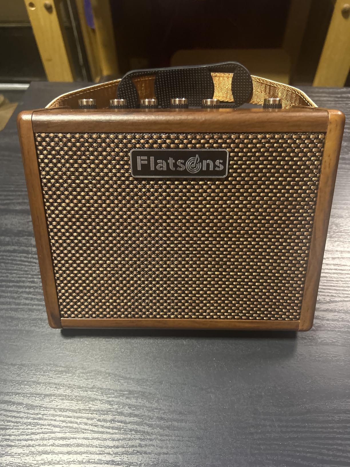 Flatsons Crush20 Acoustic Guitar Amp, 20W Mic/Guitar Amplifier with Reverb, 2-Band EQ, Rechargeable 8H Battery Life, Dual-chip Wireless Portable Speaker customer photo 2