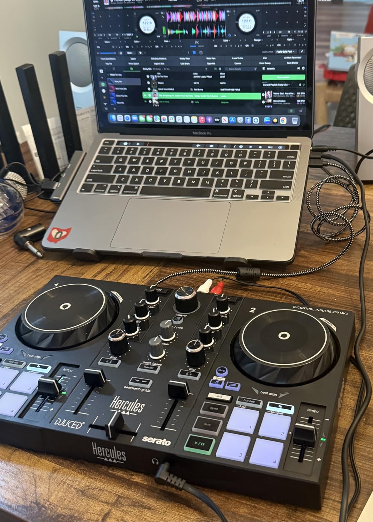 Hercules DJControl Inpulse 200 MK3 DJ Controller, 2 Deck DJ Mixer with Jog Wheels, Pads, Crossfader, Beginner DJ Equipment with Tutorials and Streaming, Compact Portable DJ Board, Compatible with PC | 2-Deck Beginner-Focused Dj Controller with Touch-Sensitive Jog Wheels, 4 Performance Pads per Deck, Stems Controls customer photo 1