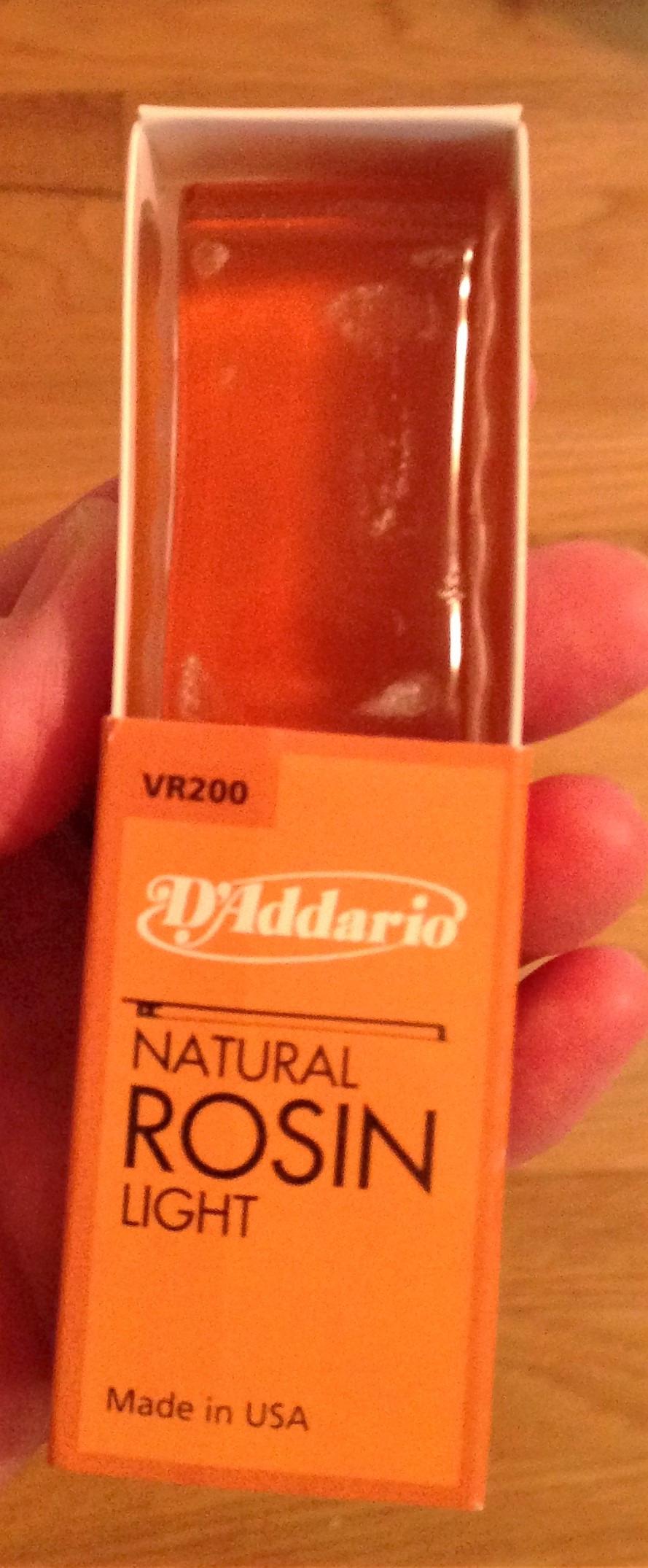 D'Addario Natural Violin & Cello Rosin, Light | D'Addario natural rosin delivers smooth bow response, enhanced grip and consistent performance. customer photo 1