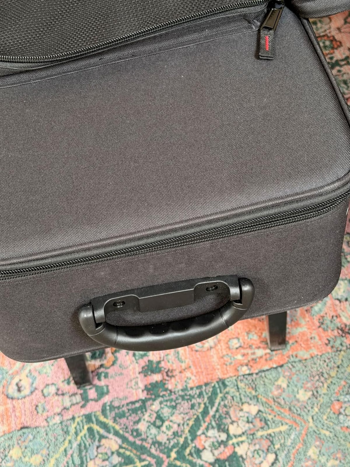 Gator Cases Legacy Hybrid Series Lightweight Rolling Keyboard Case for 88 Note Keyboards and Electric Pianos (GK-88) customer photo 1