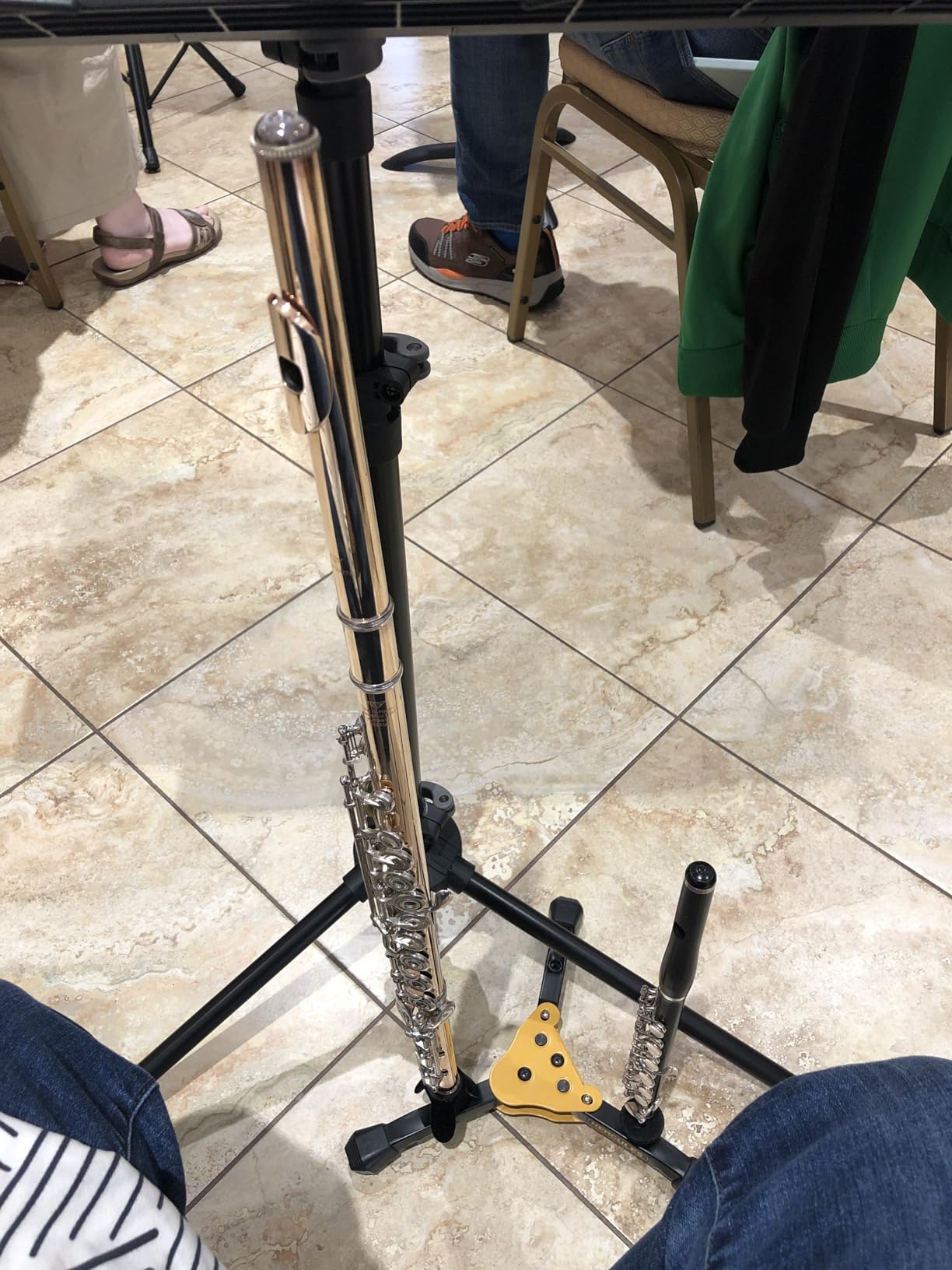 Hercules Stands DS543BB Flute/Clarinet/Piccolo Stand with Bag & Juliet Music Note Stickers customer photo 1
