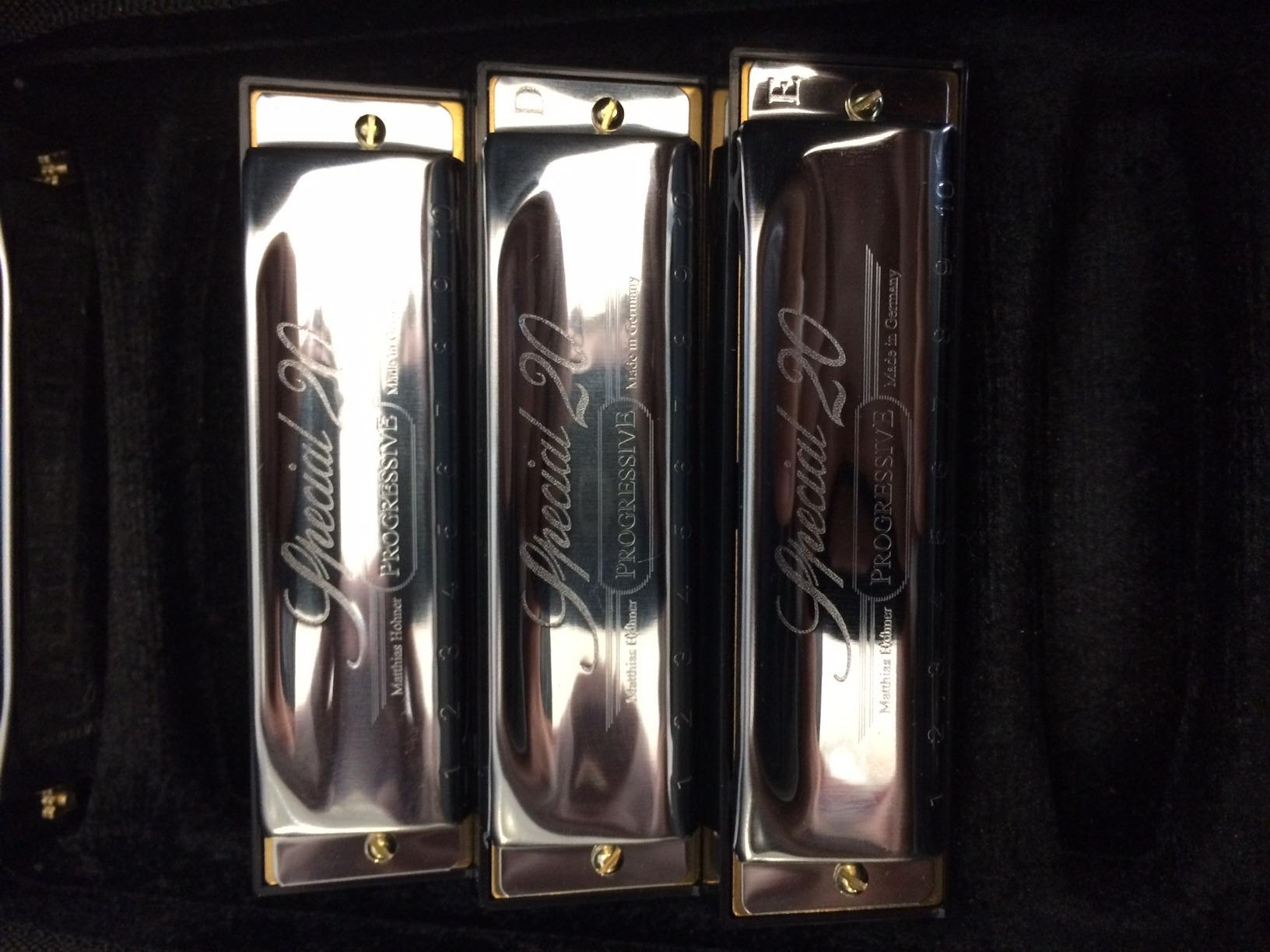 Hohner Special 20 5-Piece Harmonica Bundle with Case customer photo 2