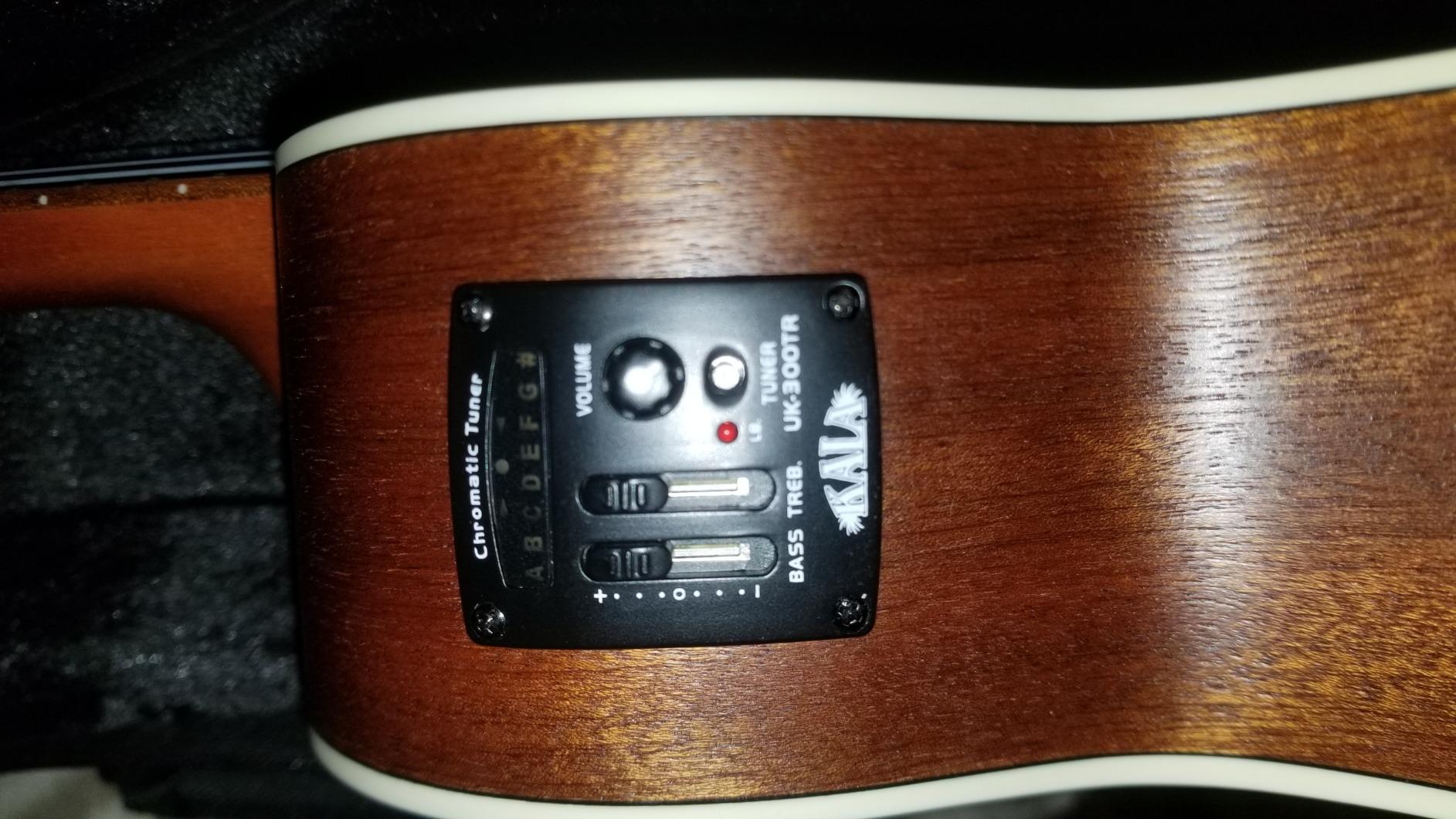 Kala KA-CE Satin Mahogany Concert Acoustic-Electric Ukulele customer photo 2