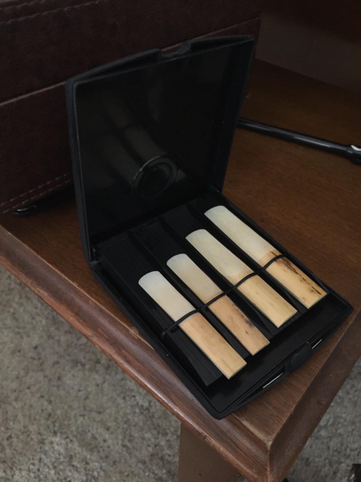 D'Addario Reed Vitalizer Multi-Instrument Case | D'Addario reed storage helps protect reeds, control humidity, preserve response and keep performance reliable. customer photo 1